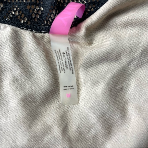 Pre-Loved one piece Bathing Suit 🩱 - Picture 6 of 7